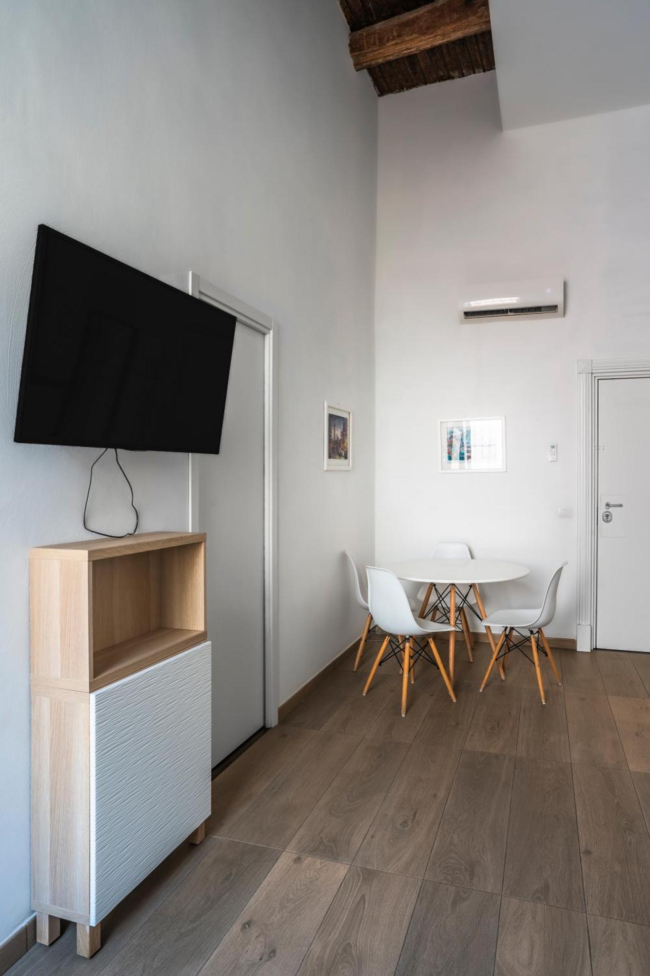 Darling'S House Apartment เนเปิลส์ ภายนอก รูปภาพ